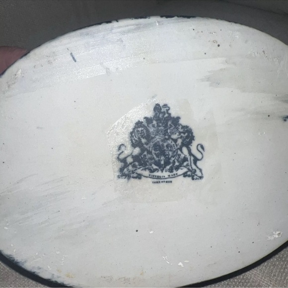 RARE  Victoria Ware Ironstone Blue & White Floral Transferware Bean Pot W/ Lid - Picture 4 of 8